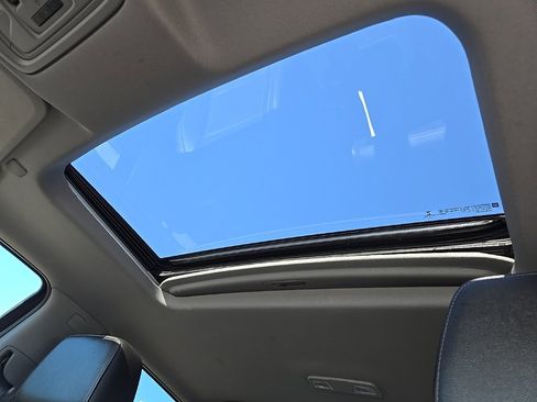 Used 2019 Chevrolet Silverado 1500 LTZ w/ LTZ Premium Package image 24