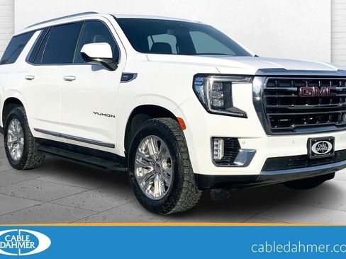 Used 2021 GMC Yukon SLT image 1