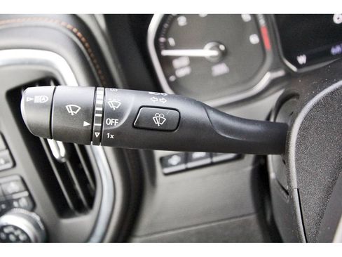 Used 2021 GMC Sierra 1500 AT4 w/ AT4 Premium Package AWD/4WD image 16