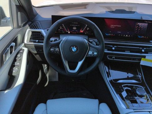 New 2026 BMW X5 sDrive40i w/ Premium Package RWD image 16