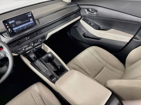 Used 2026 Honda Accord LX image 25