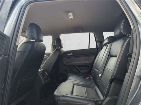 Used 2021 Volkswagen Atlas SE FWD image 14