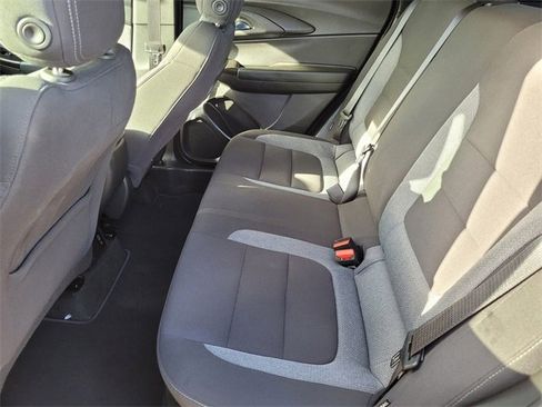 Used 2023 Chevrolet TrailBlazer LT w/ Convenience Package image 12