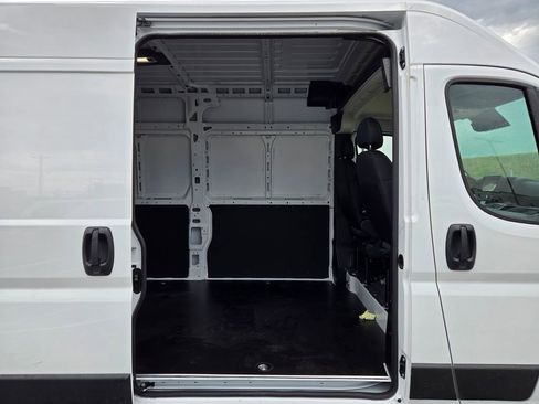 New 2026 RAM ProMaster 2500 w/ Convenience Group image 22