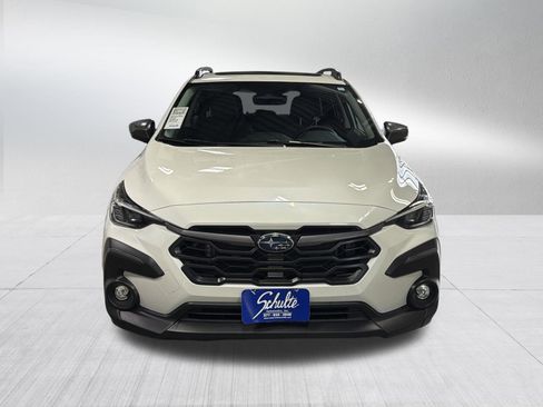 Certified 2025 Subaru Crosstrek 2.5i Limited w/ Crosstrek Mirror Package image 2