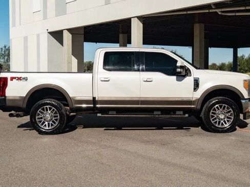 Used 2017 Ford F250 King Ranch w/ FX4 Off-Road Package image 10