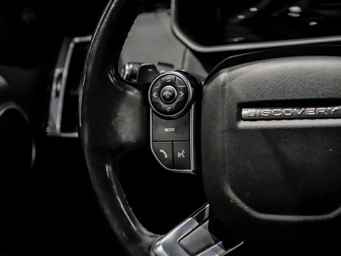 Used 2018 Land Rover Discovery SE AWD/4WD image 18