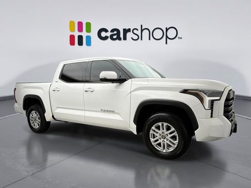 Used 2022 Toyota Tundra SR5 w/ Advanced Technology Package AWD/4WD image 7