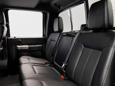 Used 2016 Ford F250 Lariat w/ Lariat Ultimate Package AWD/4WD image 33