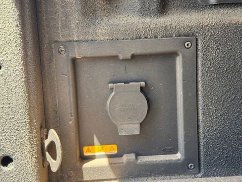 Used 2021 Ford F150 Lariat AWD/4WD image 34