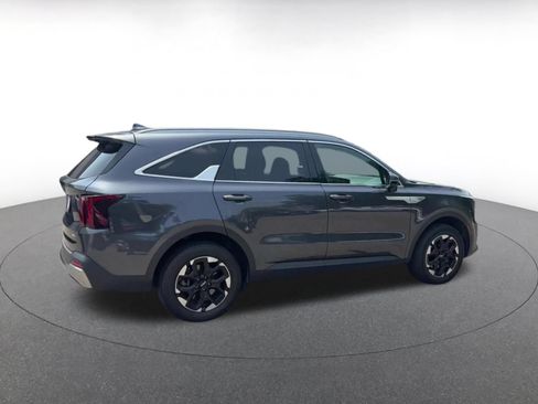 Used 2024 Kia Sorento S AWD/4WD image 15