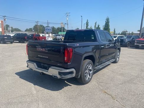 Used 2022 GMC Sierra 1500 SLT w/ SLT Premium Package AWD/4WD image 6
