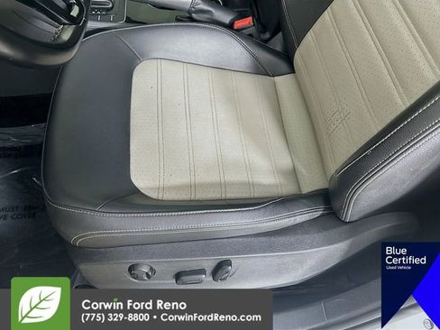 Used 2018 Volkswagen Passat 3.6 image 21