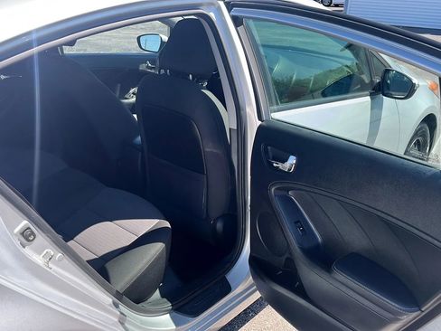 Used 2016 Kia Forte LX w/ LX Popular Package FWD image 21