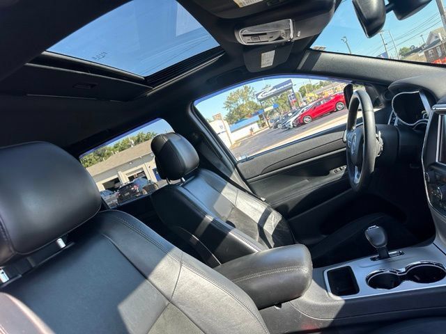 Used 2015 Jeep Grand Cherokee Altitude AWD/4WD image 25