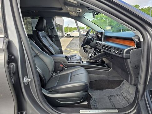 Used 2022 Lincoln Corsair Reserve w/ Equipment Group 201A image 31