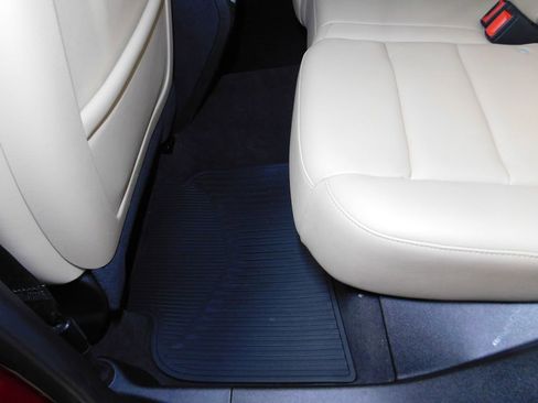 Used 2024 Cadillac XT4 Luxury w/ Cold Weather Package image 79