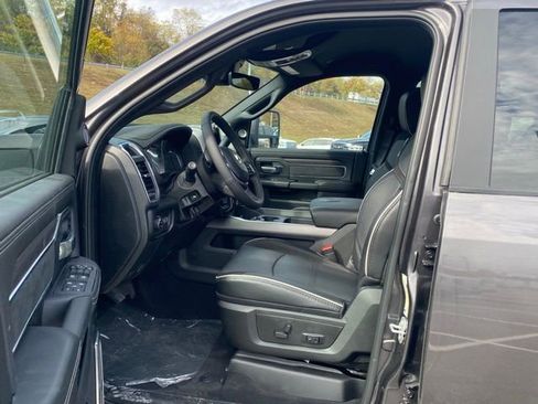 New 2026 RAM 3500 Laramie AWD/4WD image 16