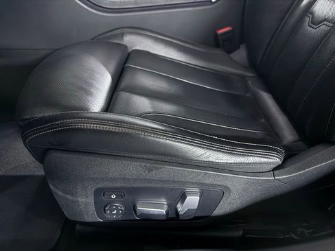 Used 2023 BMW M850i Gran Coupe xDrive w/ Driving Assistance Package image 19