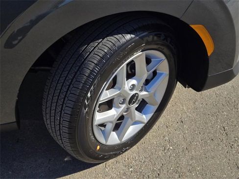 Certified 2025 Kia Soul LX image 6