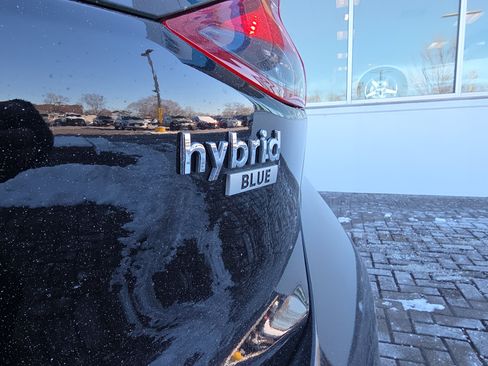 Used 2019 Hyundai Ioniq Blue image 10