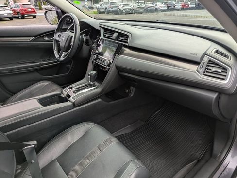 Used 2020 Honda Civic Touring image 37