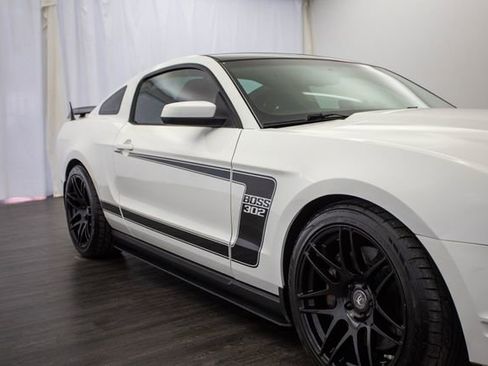 Used 2012 Ford Mustang Boss 302 w/ Boss 302 Accessory Pkg image 30