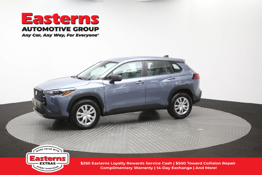 Used 2025 Toyota Corolla Cross L FWD image 57