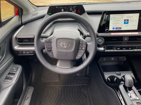 New 2026 Toyota Prius LE image 9