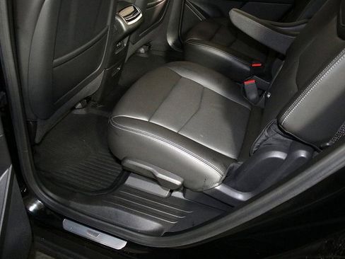 Used 2024 Cadillac XT6 Premium Luxury image 29