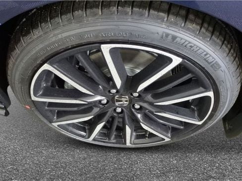 New 2026 Honda Accord Touring image 8