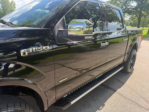 Used 2017 Ford F150 Lariat w/ Equipment Group 502A Luxury AWD/4WD image 13