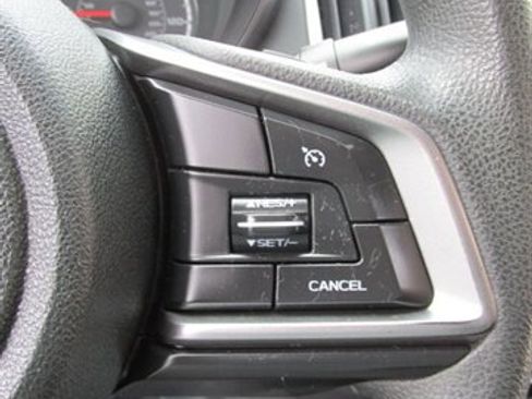 Used 2018 Subaru Impreza 2.0i Premium image 22