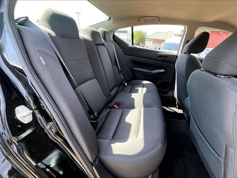 Used 2025 Nissan Altima 2.5 SV FWD image 25