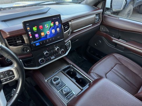 Used 2022 Ford Expedition Limited AWD/4WD image 31