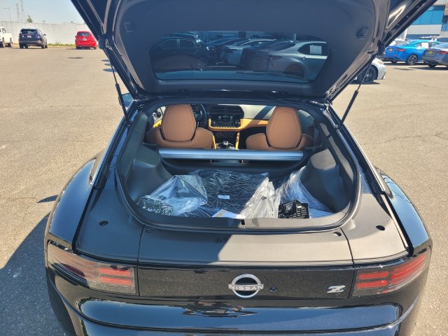 New 2027 Nissan Z Performance RWD image 7