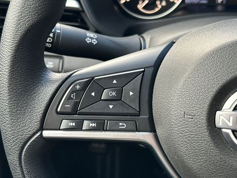 Used 2024 Nissan Altima 2.5 SV image 25