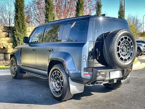 Used 2026 Land Rover Defender 110 image 3