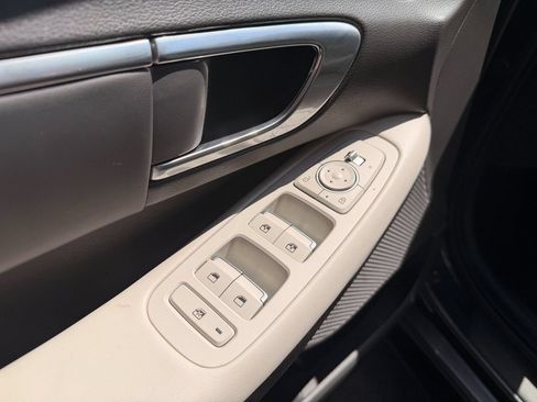 Used 2023 Hyundai Sonata SEL w/ Convenience Package FWD image 10