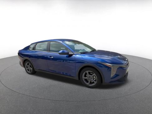 Used 2025 Kia K4 FWD image 2