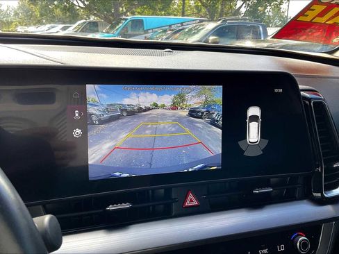 Used 2023 Kia Sportage EX image 20