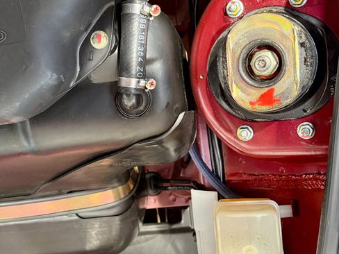 Used 1998 Porsche 911 Carrera S image 70