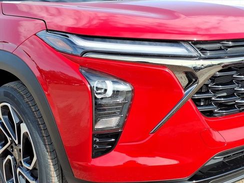 New 2026 Chevrolet Trax RS image 8