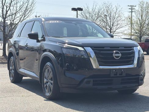 Used 2024 Nissan Pathfinder S AWD/4WD image 28