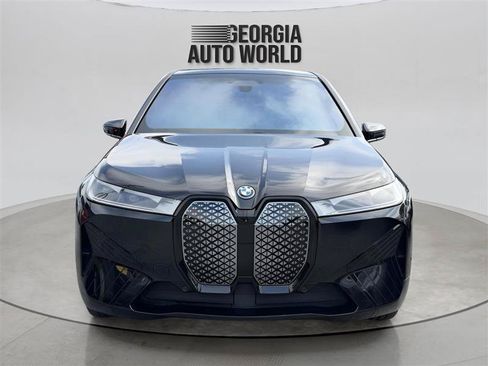 Used 2024 BMW iX xDrive50 w/ Premium Package AWD/4WD image 12