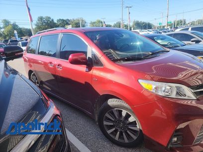 Used 2020 Toyota Sienna XLE
