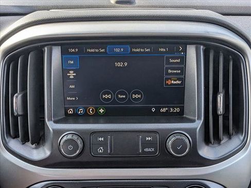 Used 2019 Chevrolet Colorado LT image 12