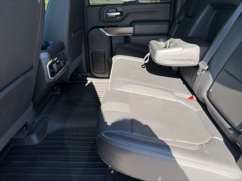 Used 2022 Chevrolet Silverado 2500 High Country w/ Z71 Off-Road Package image 58