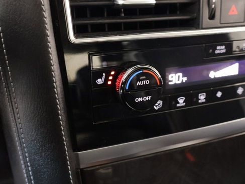 Used 2023 INFINITI QX80 Luxe w/ Cargo Package image 8