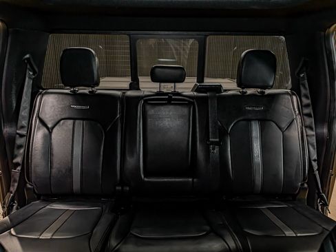 Used 2018 Ford F150 Platinum w/ Equipment Group 701A Luxury AWD/4WD image 24
